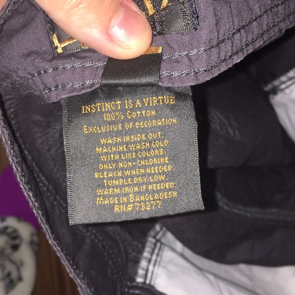 Helix men’s grey cargo shorts with stud embellish - Picture 13 of 14